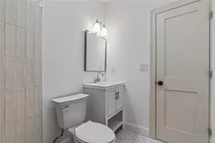 3322 Parkway Dr, Baldwin, NY 11510 - Photo 10