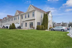 22 Meadow Ct, Oakdale, NY 11769 - Photo 30