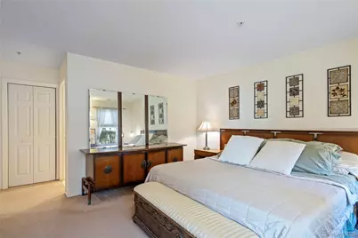 138 Brattle Circle, Melville, NY 11747 - Photo 12