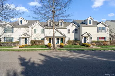 138 Brattle Circle, Melville, NY 11747 - Photo 2