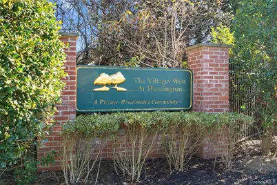 138 Brattle Circle, Melville, NY 11747 - Photo 22