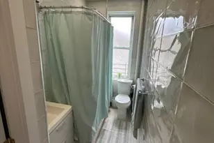 2081 Cruger Ave, Bronx, NY 10462 - Photo 12