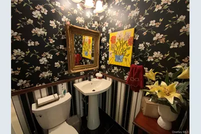 26910 Grand Central Parkway #16N, Floral Park, NY 11005 - Photo 20