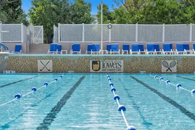 26910 Grand Central Parkway #16N, Floral Park, NY 11005 - Photo 36