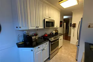 269-10 Grand Central Pkwy, Floral Park, NY 11005 - Photo 14