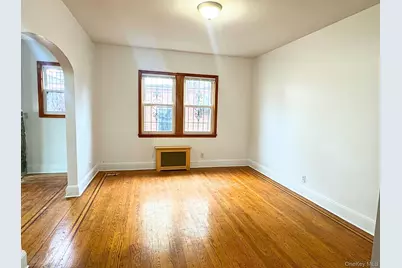 62-63 Ellwell Crescent #1st Floor, Rego Park, NY 11374 - Photo 4