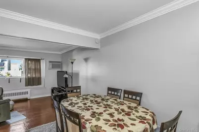 17 Linwood Place, Massapequa Park, NY 11762 - Photo 4