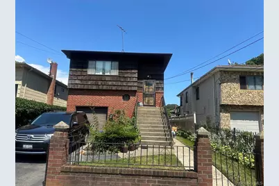 8 Bainbridge Street, Roosevelt, NY 11575 - Photo 1