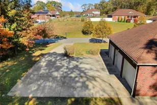 59 Mastro Rd, Calverton, NY 11933 - Photo 4