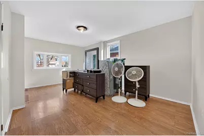 121-44 6th Avenue, College Point, NY 11356 - Photo 6