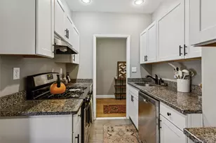 12 Hempstead Ave, Rockville Centre, NY 11570 - Photo 8