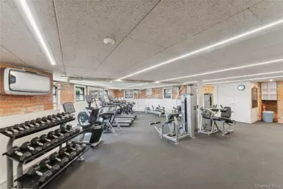 12 Hempstead Avenue #3N, Rockville Centre, NY 11570 - Photo 24