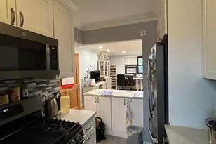 158-18 Cross Island Parkway Pkwy, Whitestone, NY 11357 - Photo 4