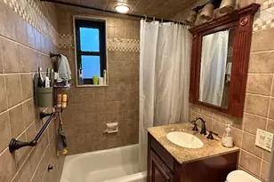 158-18 Cross Island Parkway Pkwy, Whitestone, NY 11357 - Photo 12