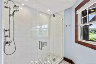 16 Old Field Woods Rd, Setauket, NY 11733 - Photo 30