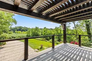 16 Old Field Woods Rd, Setauket, NY 11733 - Photo 32