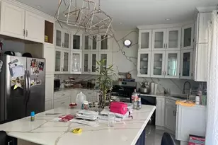 107 E Fairview Ave, Valley Stream, NY 11580 - Photo 2