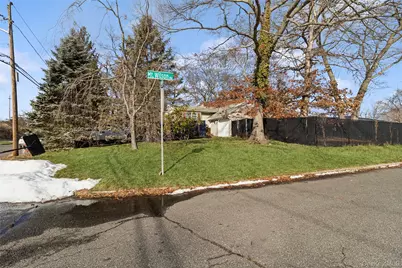 3 Allegheny Drive W, Farmingville, NY 11738 - Photo 8