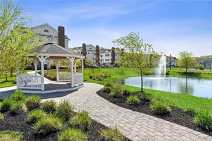 906 Mill Creek N, Roslyn, NY 11576 - Photo 22