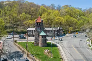 906 Mill Creek N, Roslyn, NY 11576 - Photo 24