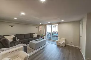 13 Evelyn Rd, Plainview, NY 11803 - Photo 18