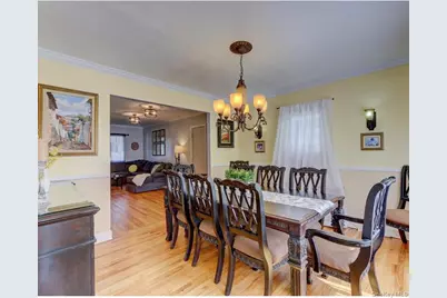 1004 Wool Avenue, Franklin Square, NY 11010 - Photo 4