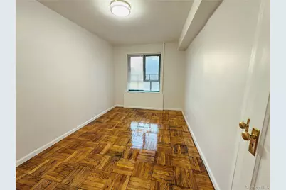 1938 E Tremont Avenue #5B, Bronx, NY 10462 - Photo 12