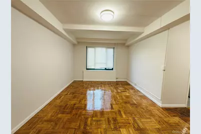 1938 E Tremont Avenue #5B, Bronx, NY 10462 - Photo 8