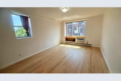 43-17 Union Street #6C, Flushing, NY 11355 - Photo 4