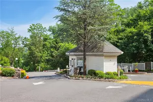 400 High Point, Hartsdale, NY 10530 - Photo 28