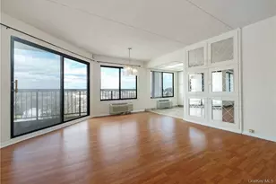 400 High Point, Hartsdale, NY 10530 - Photo 6