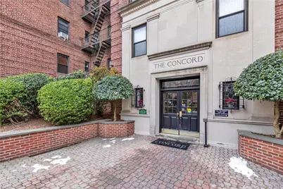 25-40 31 Avenue #4E, Astoria, NY 11106 - Photo 12