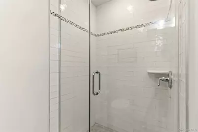 28 Steven Circle, Dix Hills, NY 11746 - Photo 26