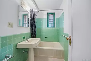 2100 E Tremont Ave, Bronx, NY 10462 - Photo 6