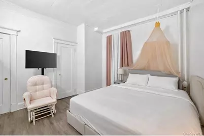 251 Valentine Lane, Yonkers, NY 10705 - Photo 10