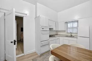 251 Valentine Ln, Yonkers, NY 10705 - Photo 8