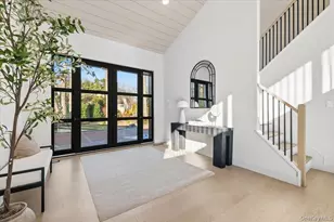 26 Windemere Way, Woodbury, NY 11797 - Photo 4