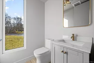 26 Windemere Way, Woodbury, NY 11797 - Photo 22