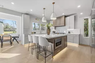 26 Windemere Way, Woodbury, NY 11797 - Photo 12