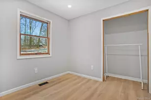 18 Homewood Ave, Newburgh, NY 12550 - Photo 14