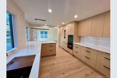 17 Heather Drive, Remsenburg, NY 11960 - Photo 6