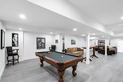 304 Aerie Court, Manhasset, NY 11030 - Photo 30
