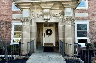 117 Sandpiper Ln, New Windsor, NY 12553 - Photo 2