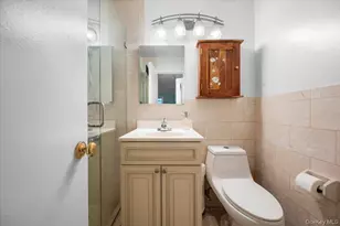 499 N Broadway, White Plains, NY 10603 - Photo 16