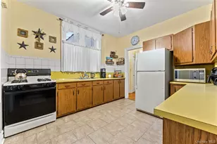 642 55th St, Brooklyn, NY 11220 - Photo 8