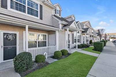 817 Willow Lane, Valley Stream, NY 11580 - Photo 16