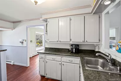 32 Hewlett Drive, Sound Beach, NY 11789 - Photo 12