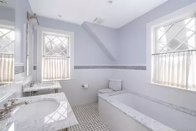 18 Vine Street, Bronxville, NY 10708 - Photo 22