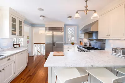 18 Vine Street, Bronxville, NY 10708 - Photo 4