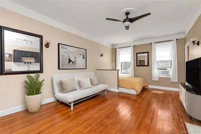 160-15 Powells Cove Boulevard #A1, Whitestone, NY 11357 - Photo 2